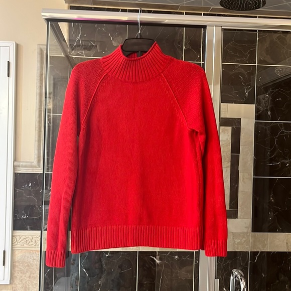 Banana Republic red sweater, size S, NWT. - Picture 1 of 9